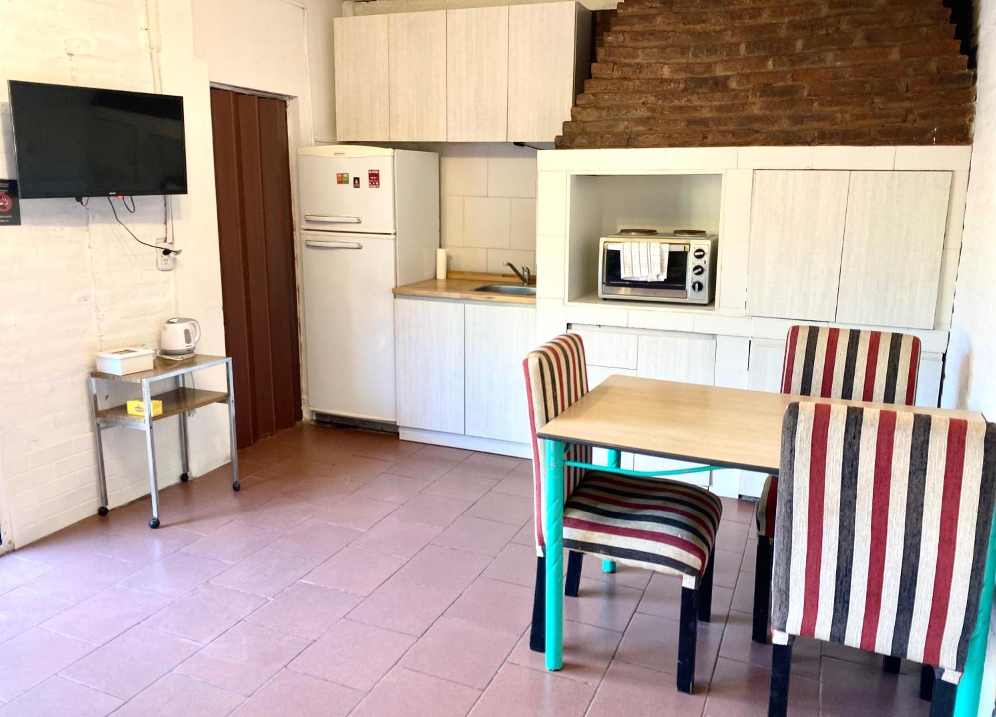 Hospedaje Noah Ezeiza Esterno foto